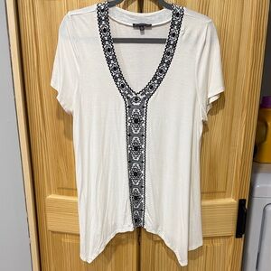Adrianna Papell Cream Top with Black Pattern